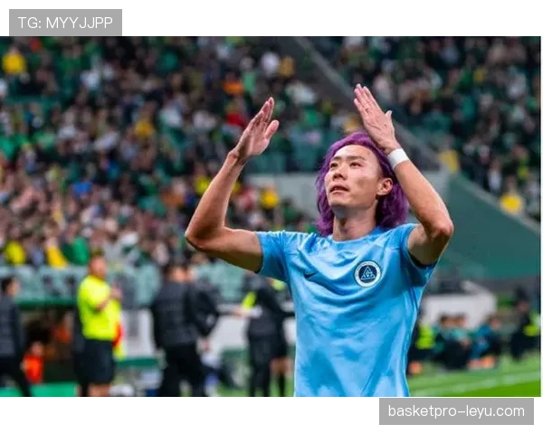 卡米拉·马丁世锦赛决赛惊艳全场，强势夺冠书写传奇新篇章