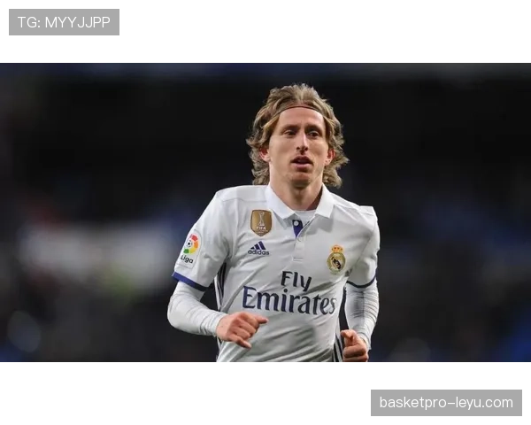 莫德里奇再显进攻核心本色，传奇时刻引瞩目