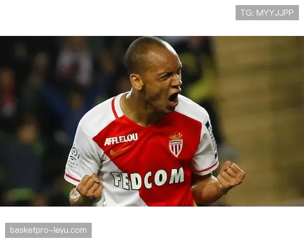 法比尼奥关键拦截彰显防守功力，助力球队稳步提升表现